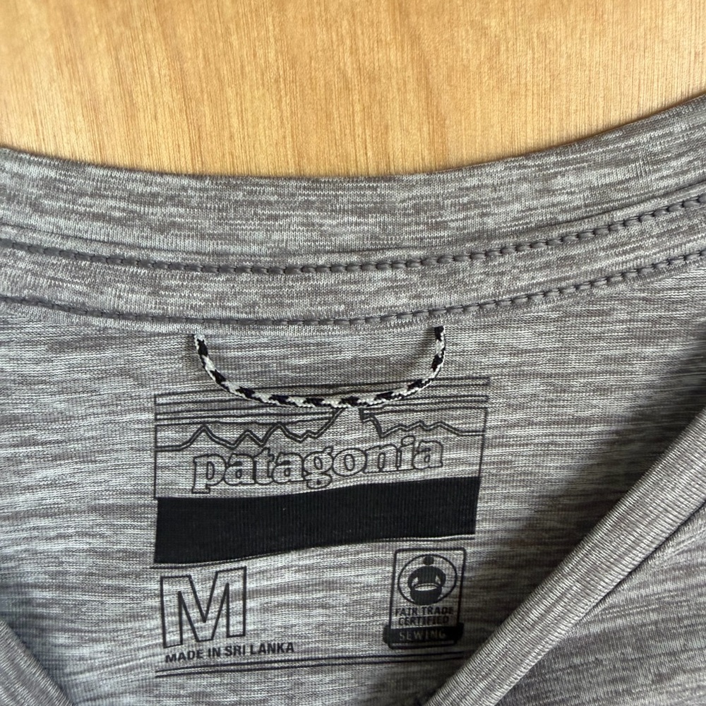 Patagonia Women's Long Sleeve Capilene Daily Graphic Cool Tee Medium Ridge Rise - Picture 4 of 5